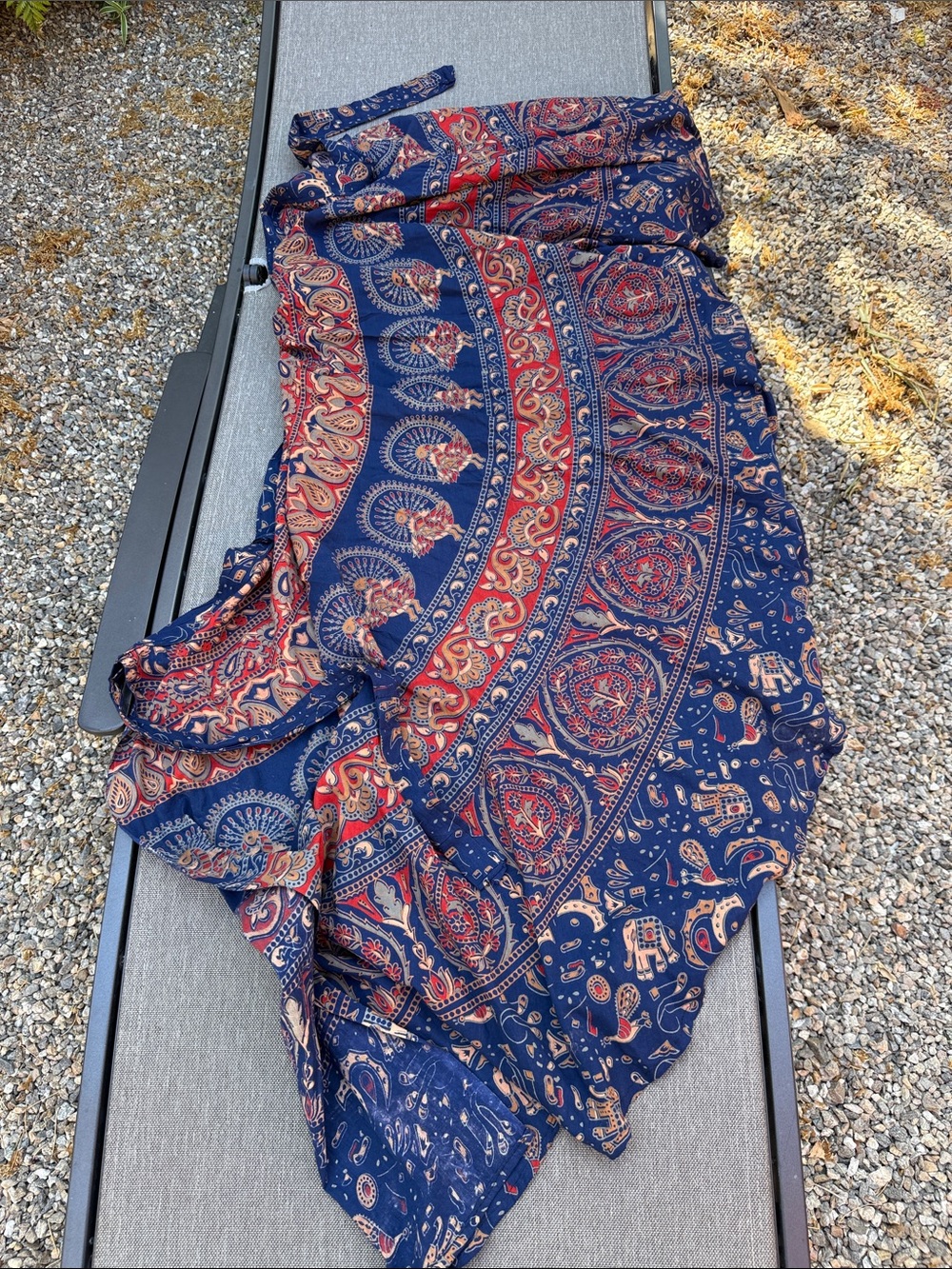 Paisley A-Line Midi Skirt in Navy and Red - Picture 5 of 5